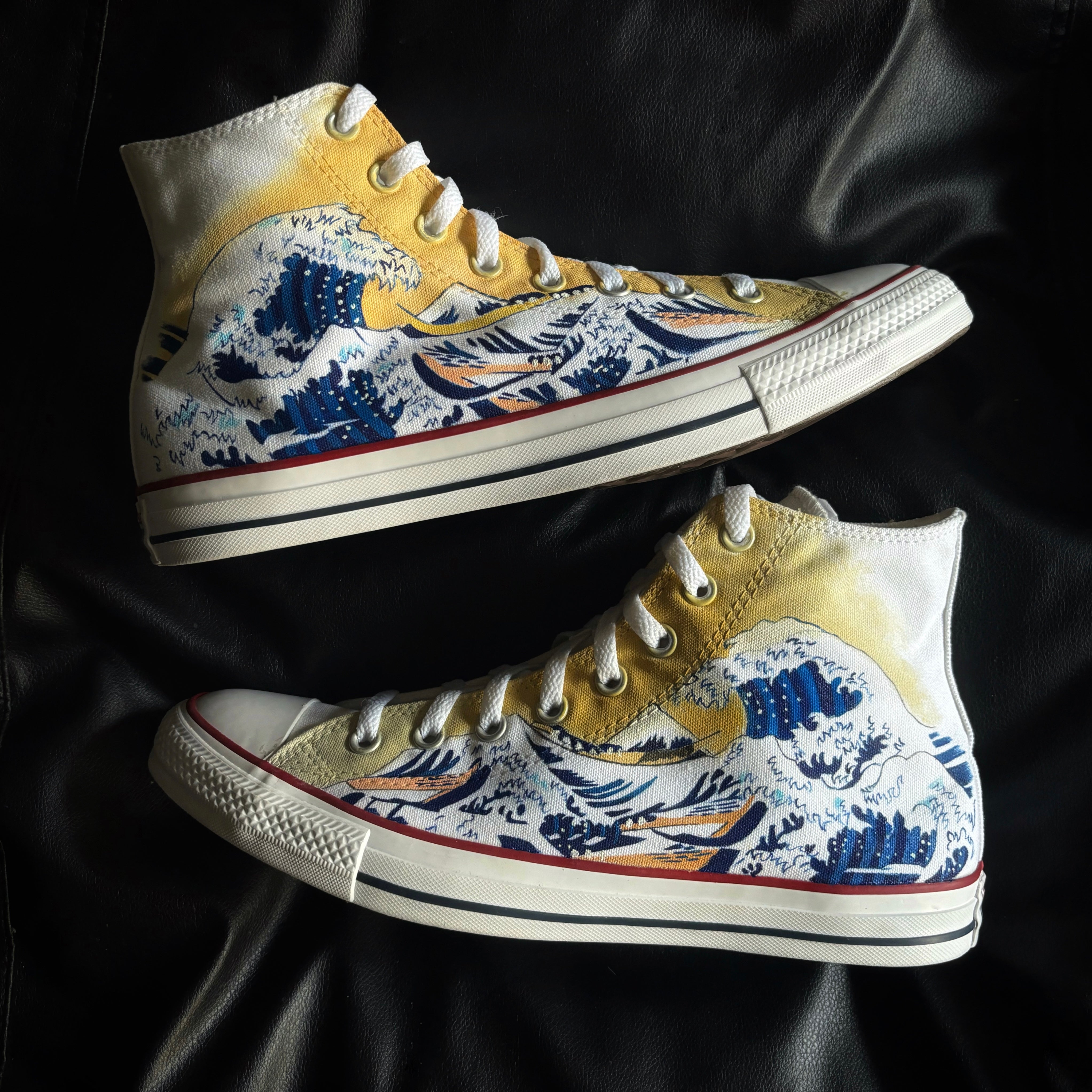 Converse x The Great Wave off Kanagawa Knickgasm
