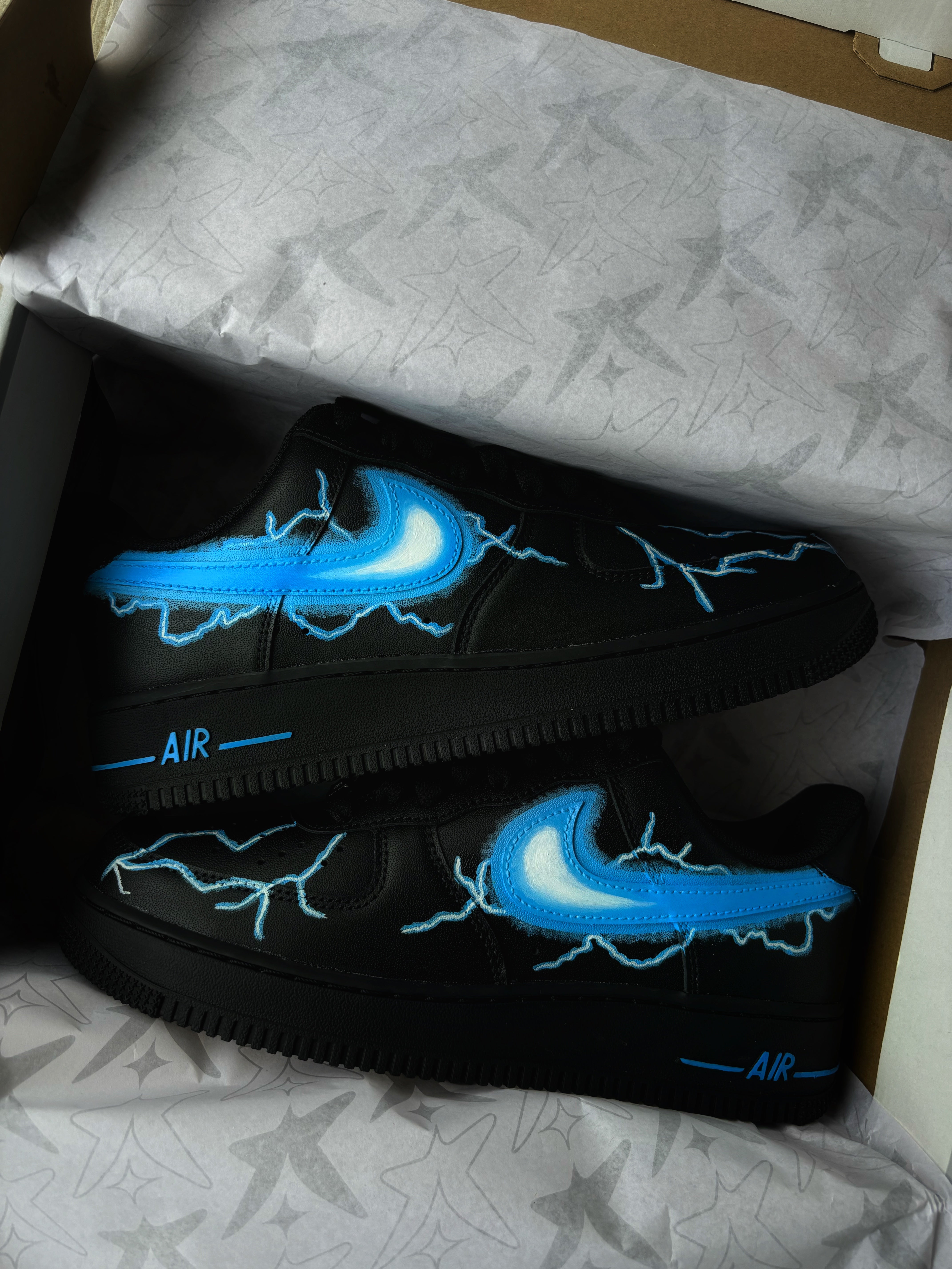 Nike Air Force x Lightning Thunder