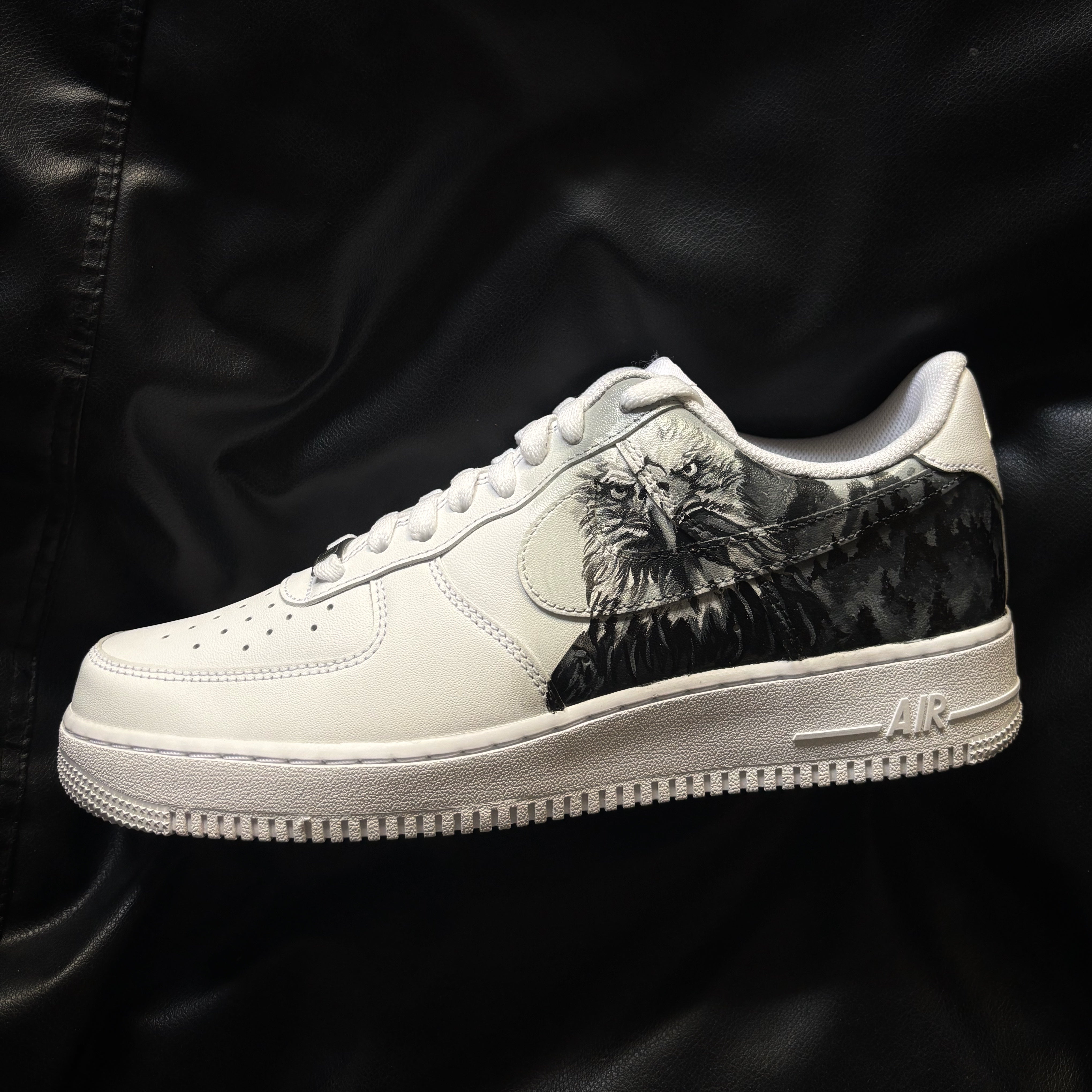 Nike Air Force 1 x Eagle