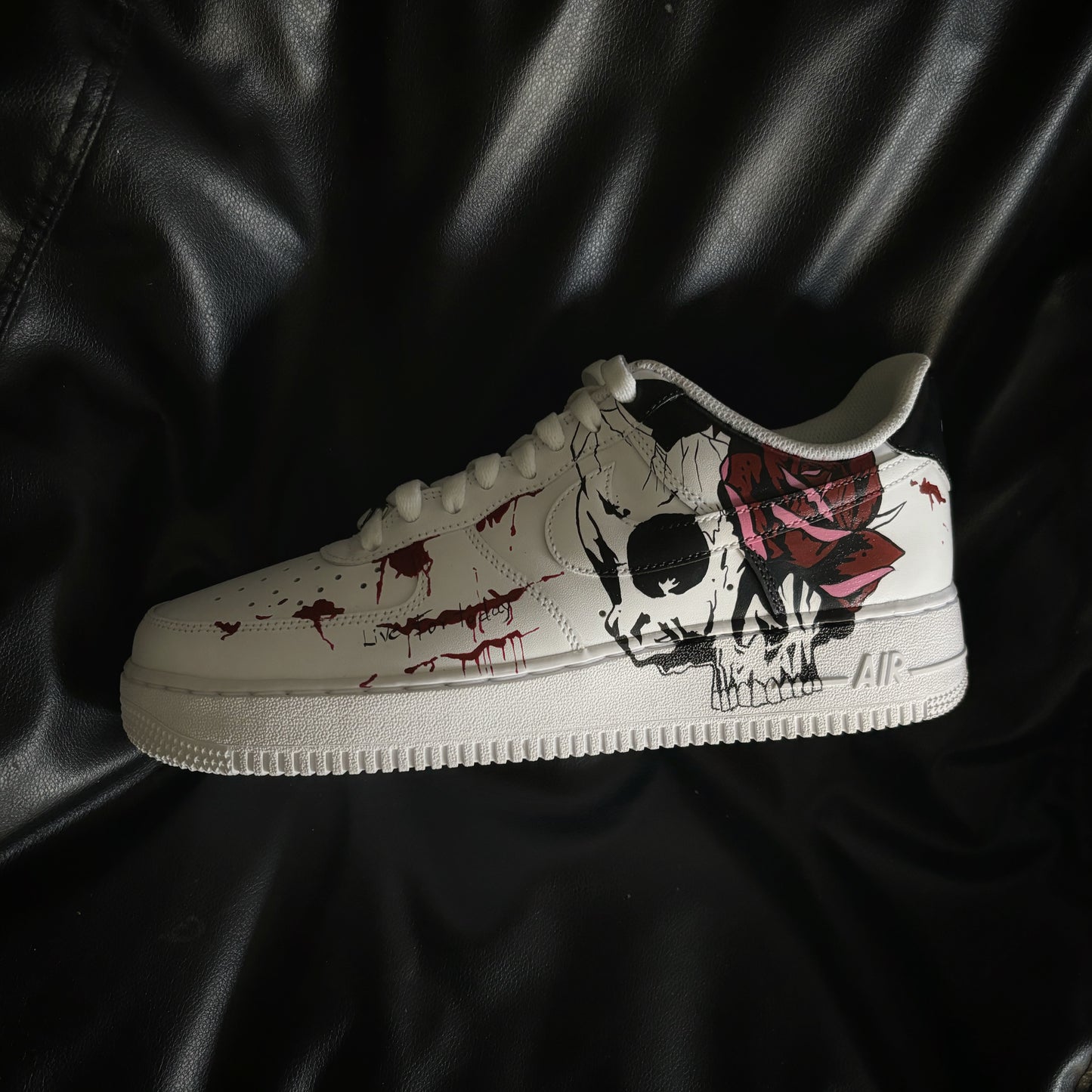 Nike Air Force 1 x Skull N’ Roses Halloween 🎃