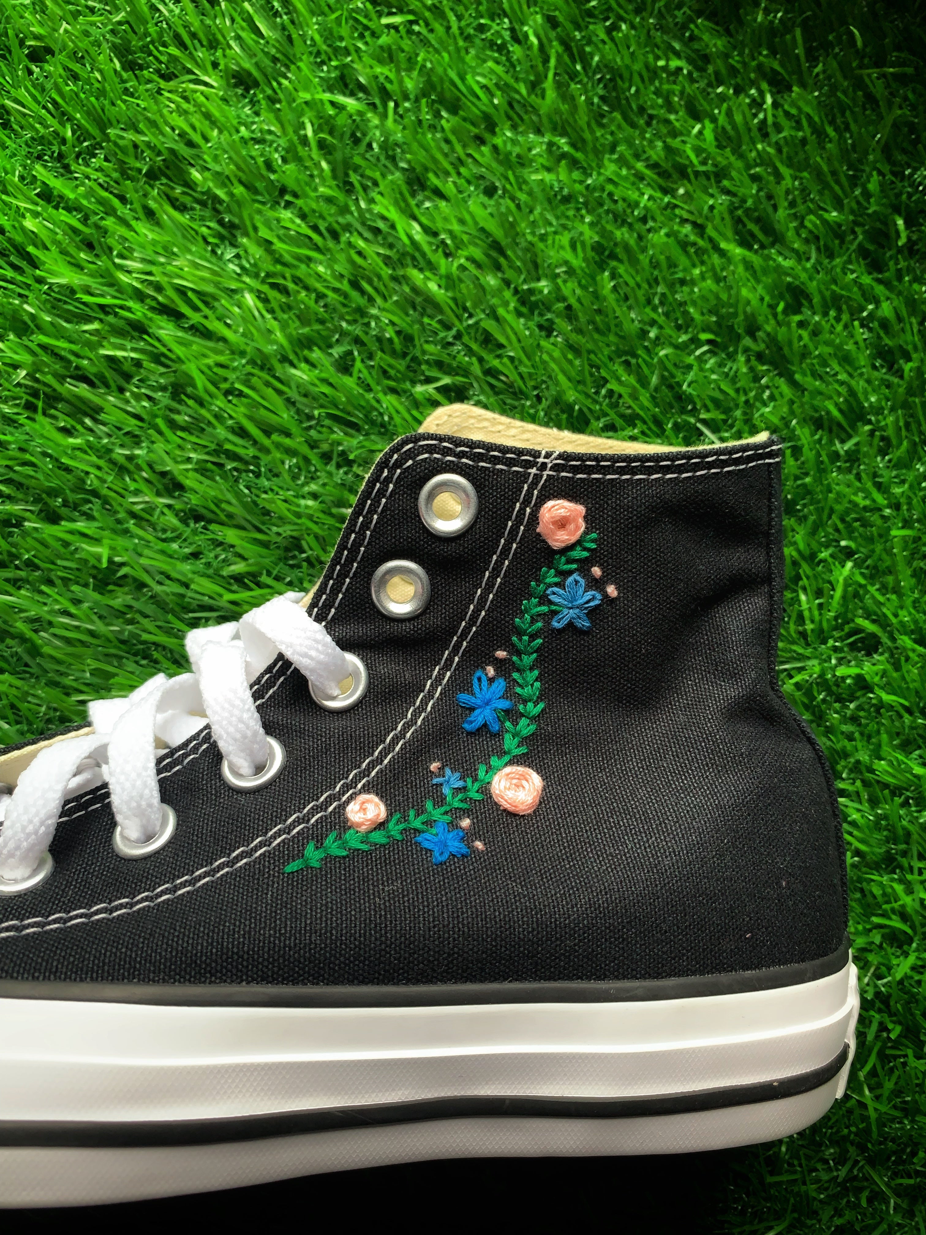 Converse x Flower Embroidery Knickgasm