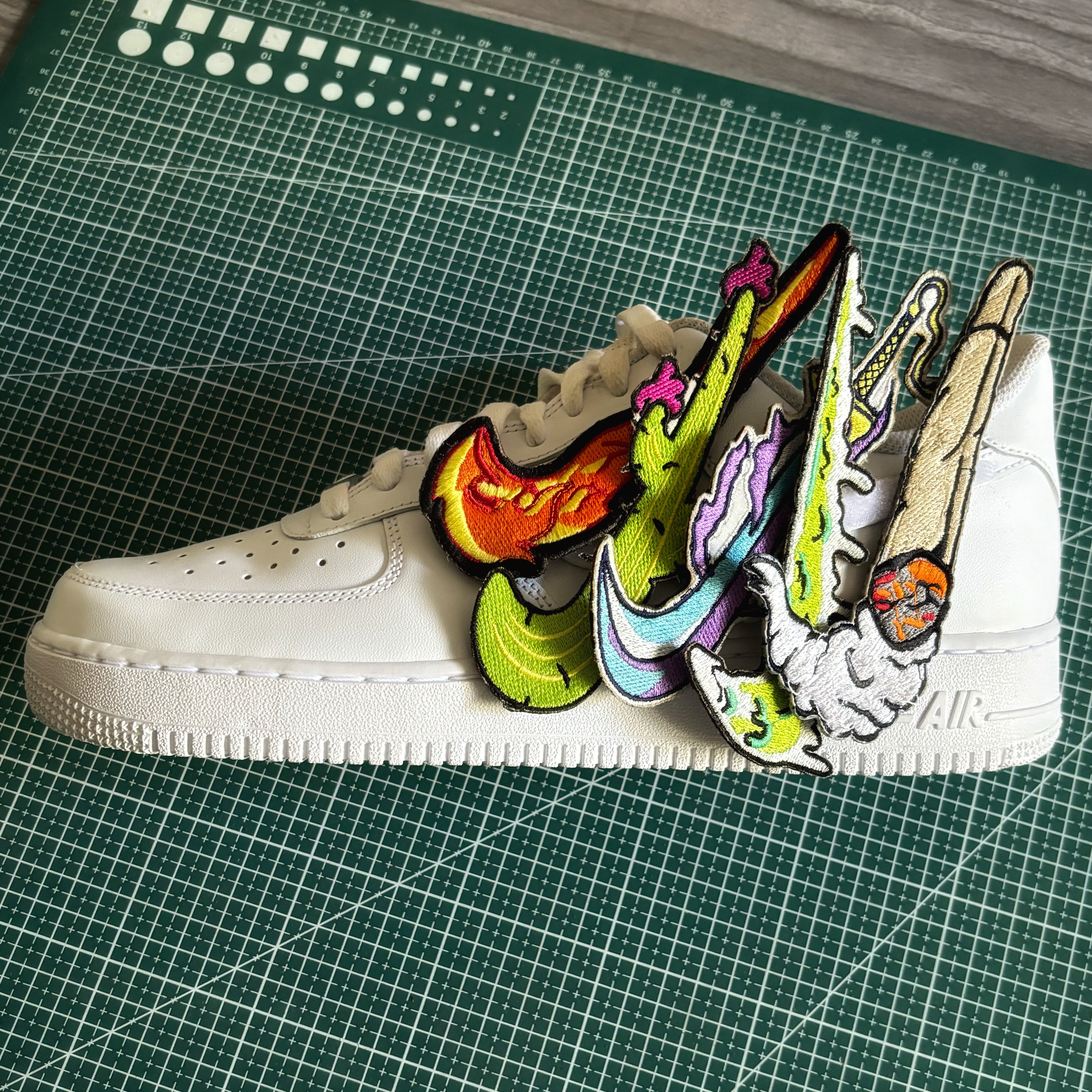 Nike Air Force 1 x Changeable Embroidered Swooshes Knickgasm