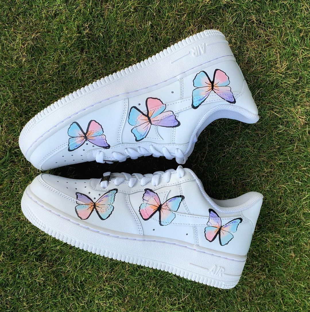 Nike Air Force 1 x Butterfly Knickgasm