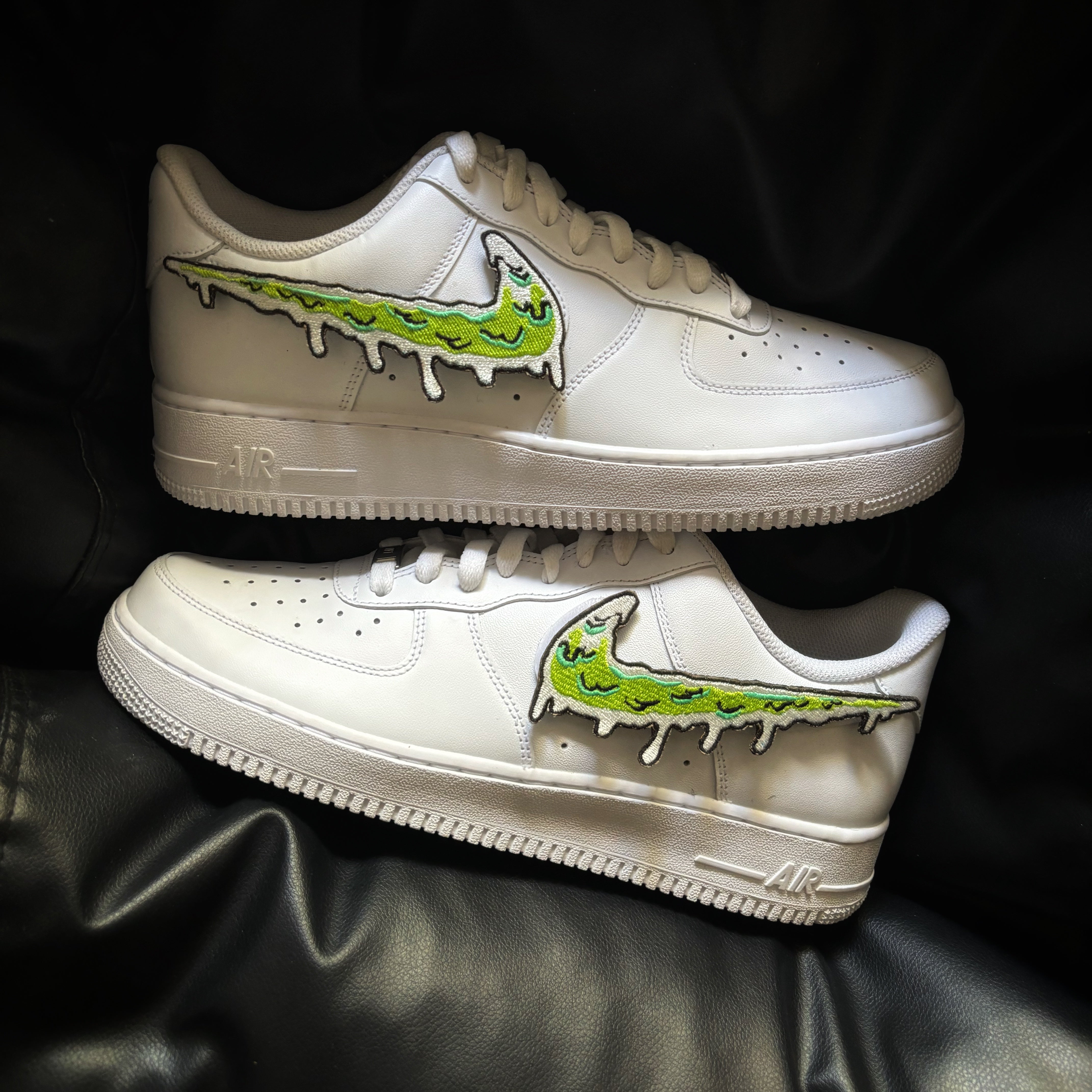 Nike Air Force 1 x Changeable Embroidered Swooshes â Knickgasm