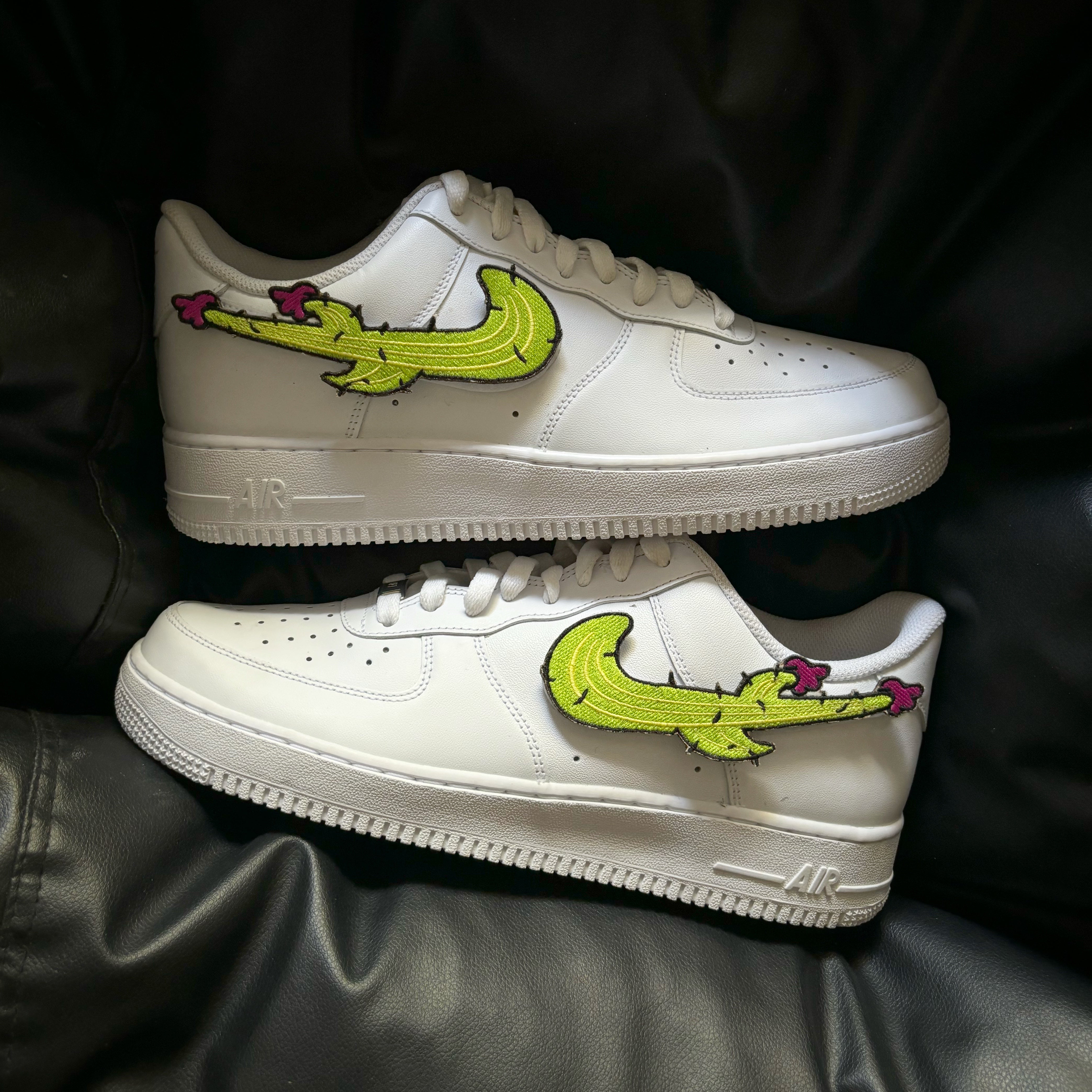 Nike Air Force 1 x Changeable Embroidered Swooshes Knickgasm