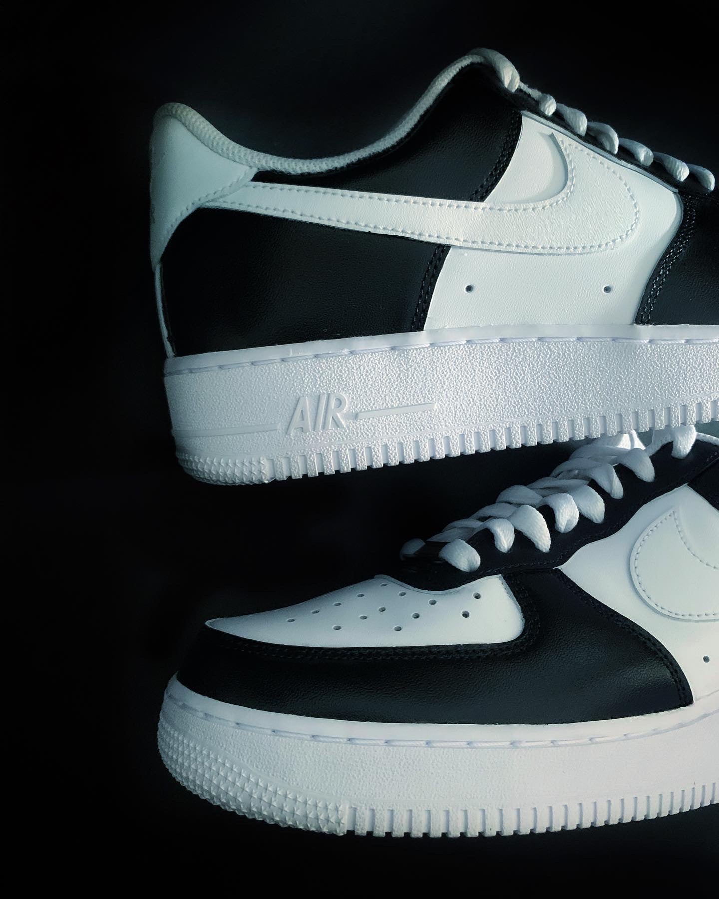 Nike Air Force 1 x Panda Knickgasm