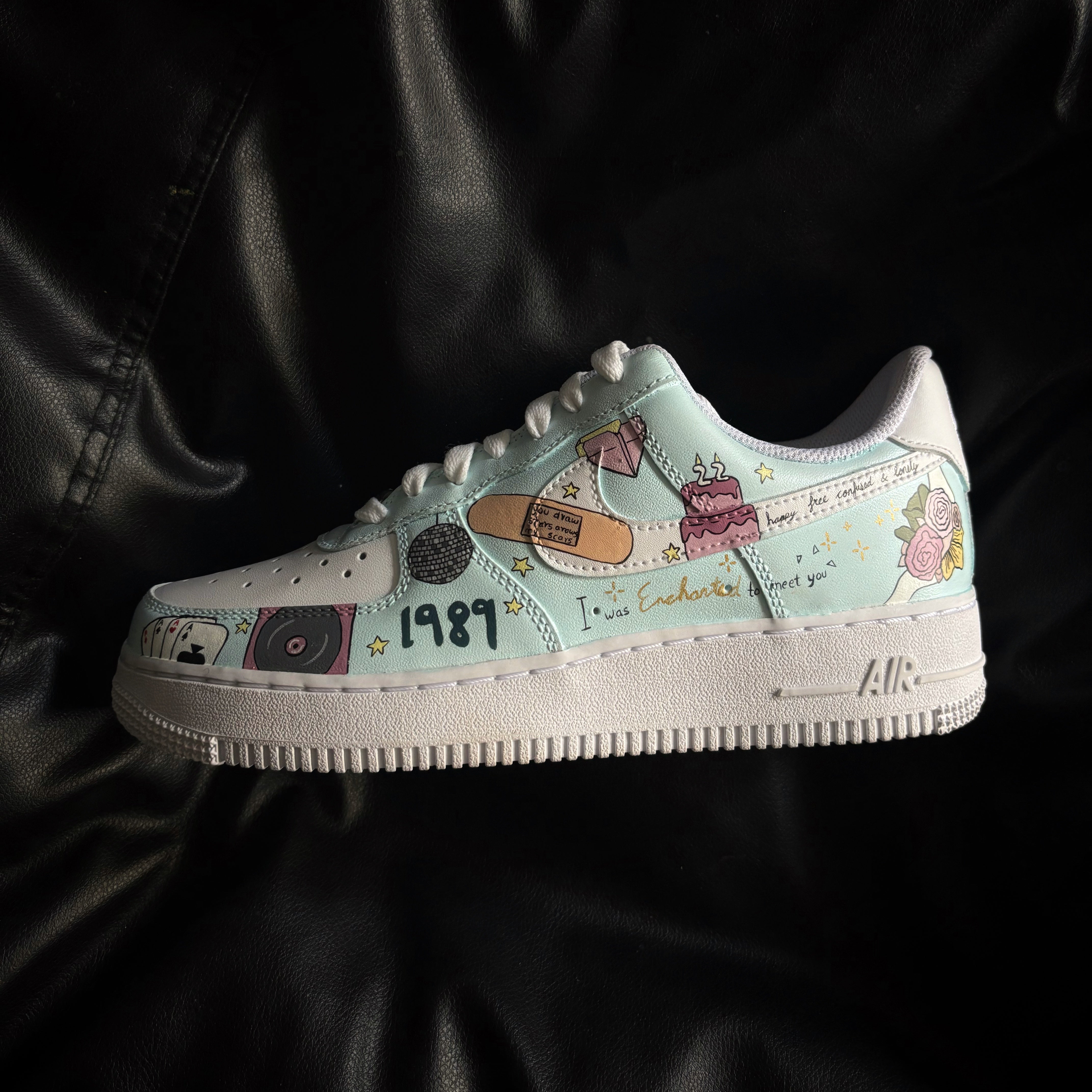 Nike Air Force 1 x Taylor Swift All Eras Knickgasm