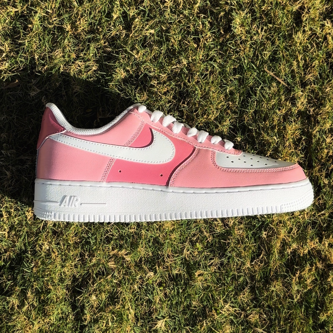 Nike Air Force 1 x pastel pink Knickgasm