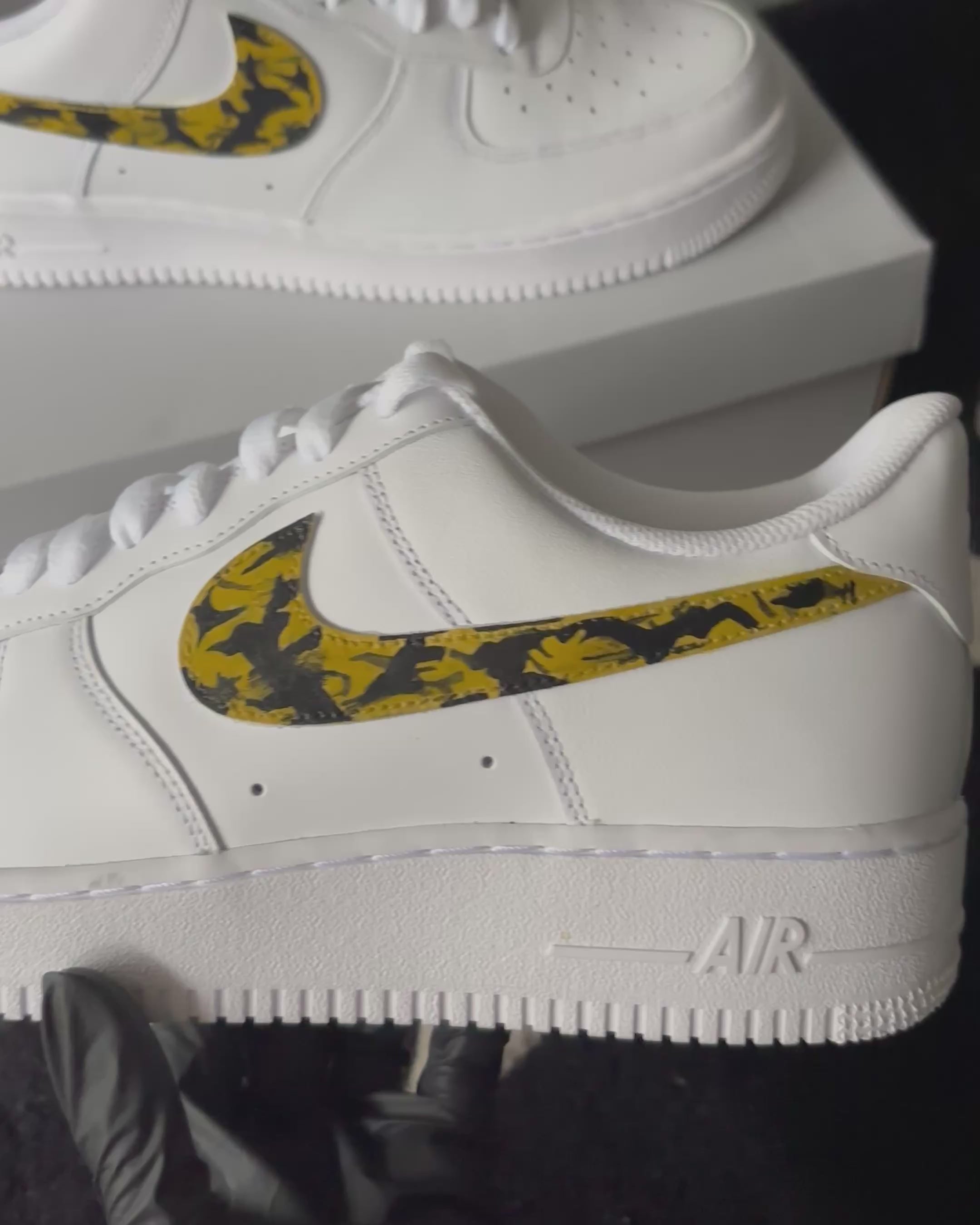 Nike Air Force 1 x Leopard swoosh